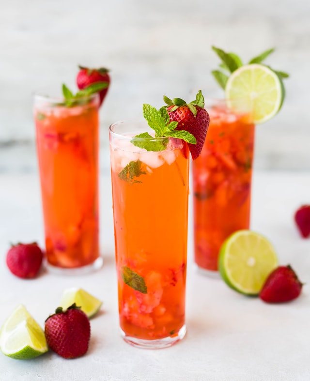A strawberry and lime detox drink
