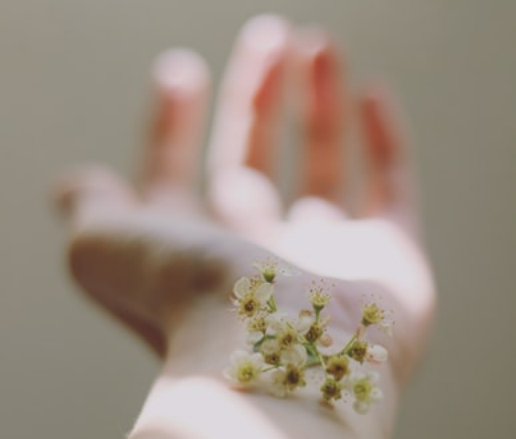 A man with pollen on this arm